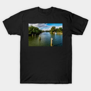 Crossing The Thames at Benson Weir T-Shirt